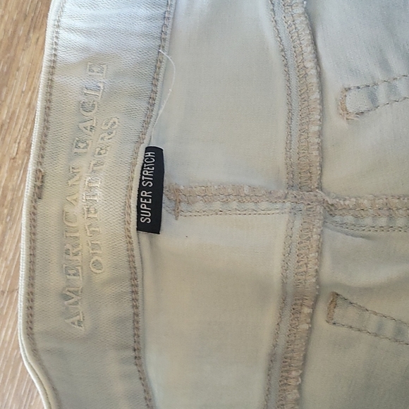 AMERICAN EAGLE HIGH RISE SHORTIE - Picture 4 of 8